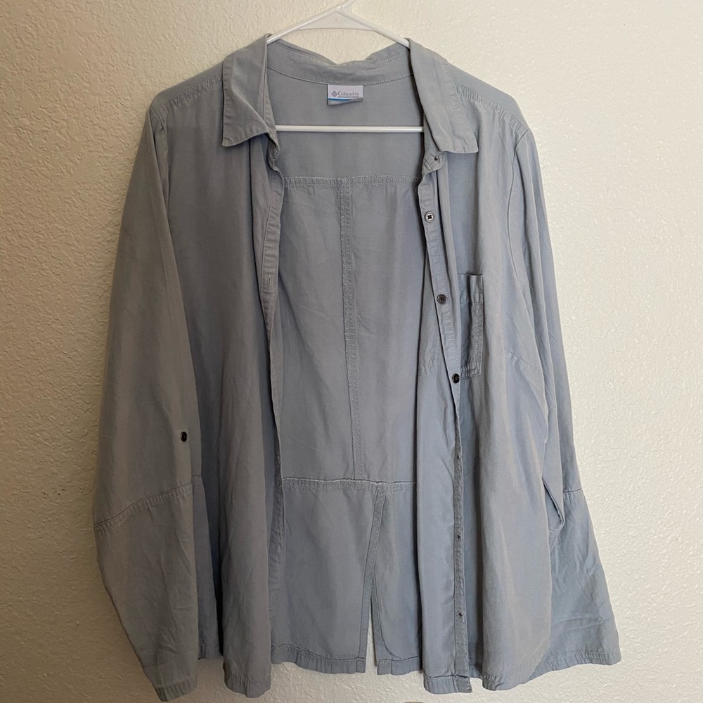 Columbia Button Up